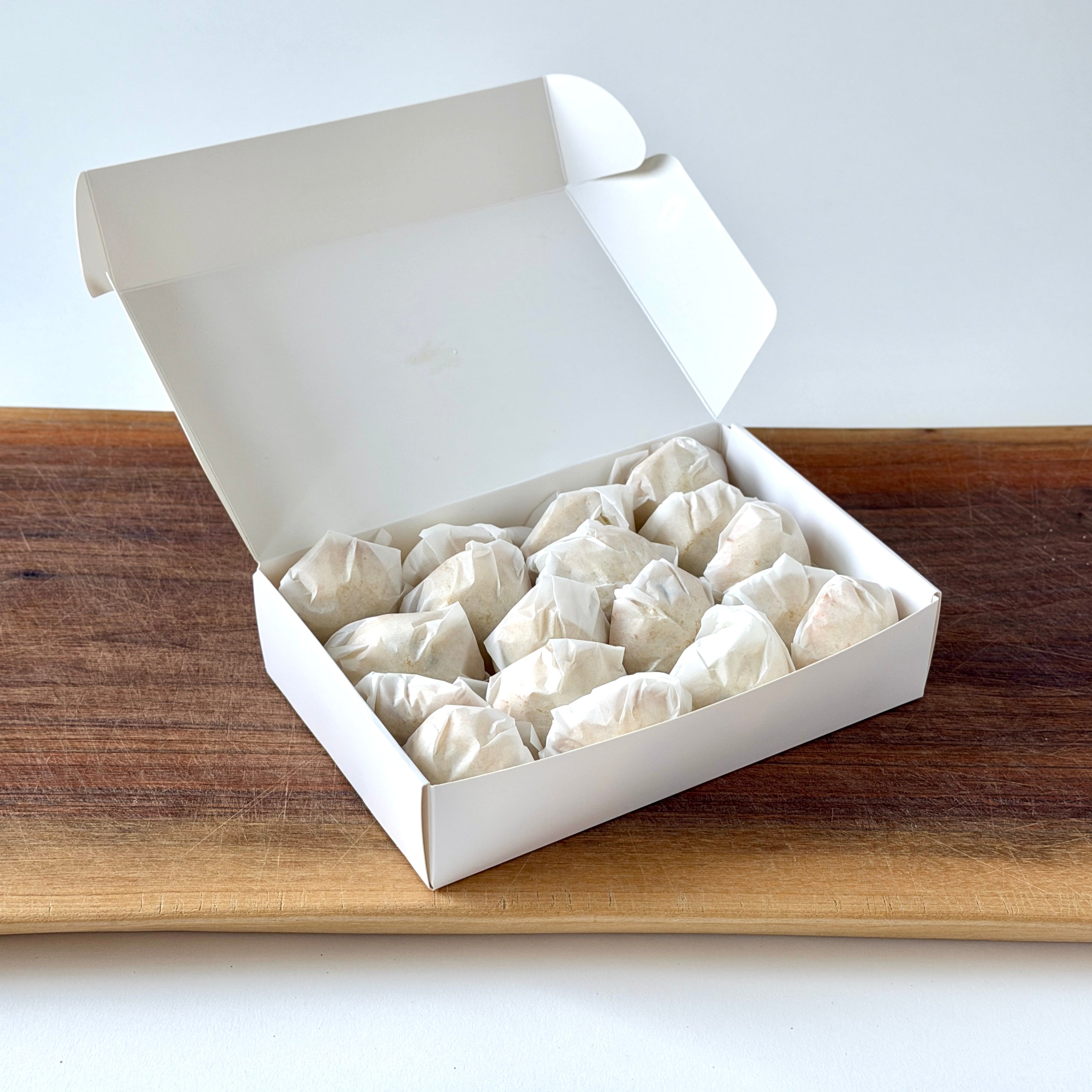 Maamoul box (date only)