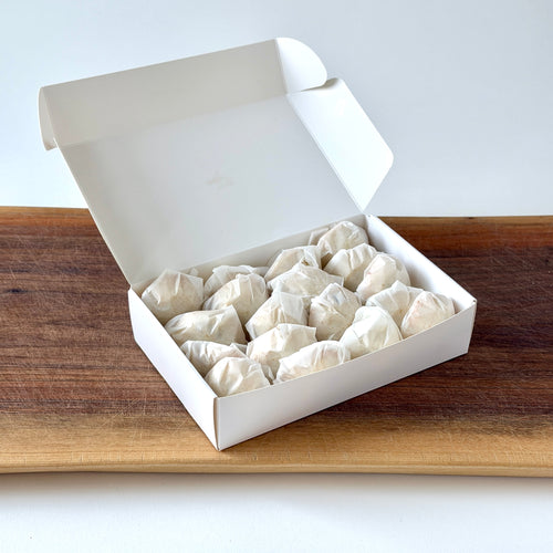 Date maamoul box of 18