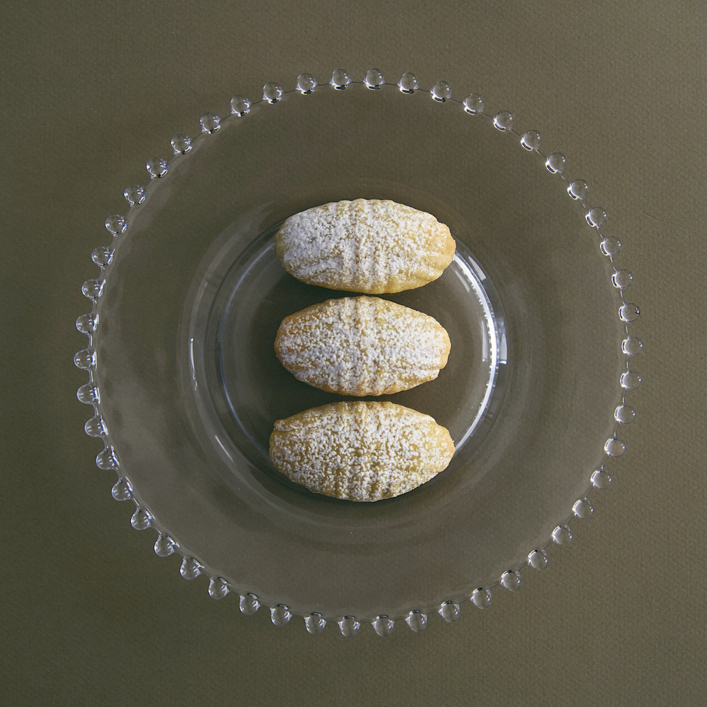 Zeena Bakery pistachio maamoul cookies